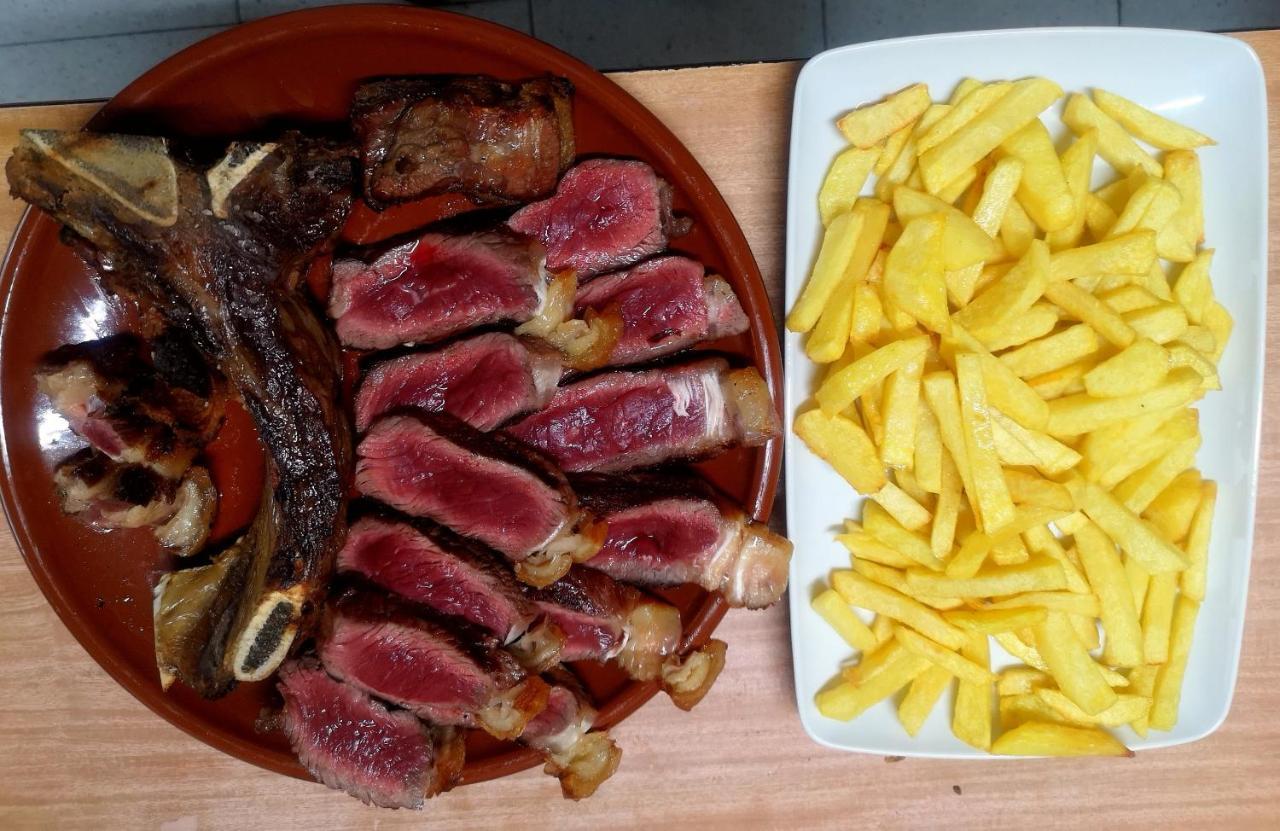 Hostal Vina Outes Zewnętrze zdjęcie